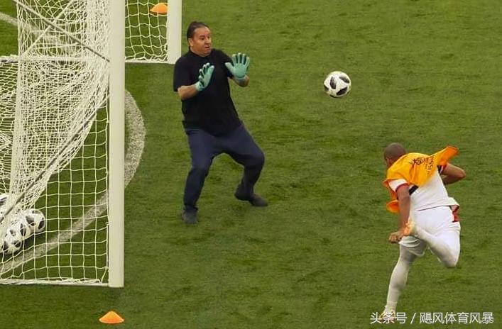为什么世界杯名单非要带三个门将,世界杯第三门将上场