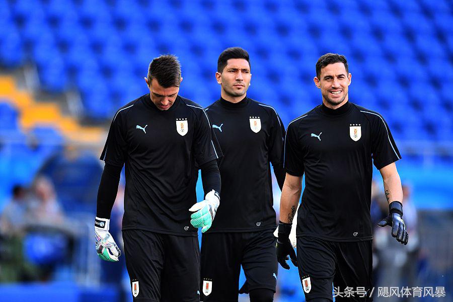 为什么世界杯名单非要带三个门将,世界杯第三门将上场