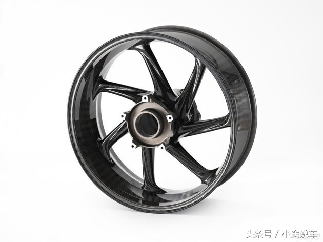 宝马hp4race赛道,宝马hp4race限量750台