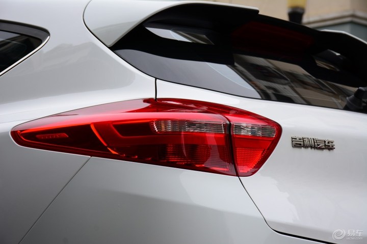 吉利帝豪gs用车体验视频,吉利帝豪gs2019款1.4tcvt雅pro