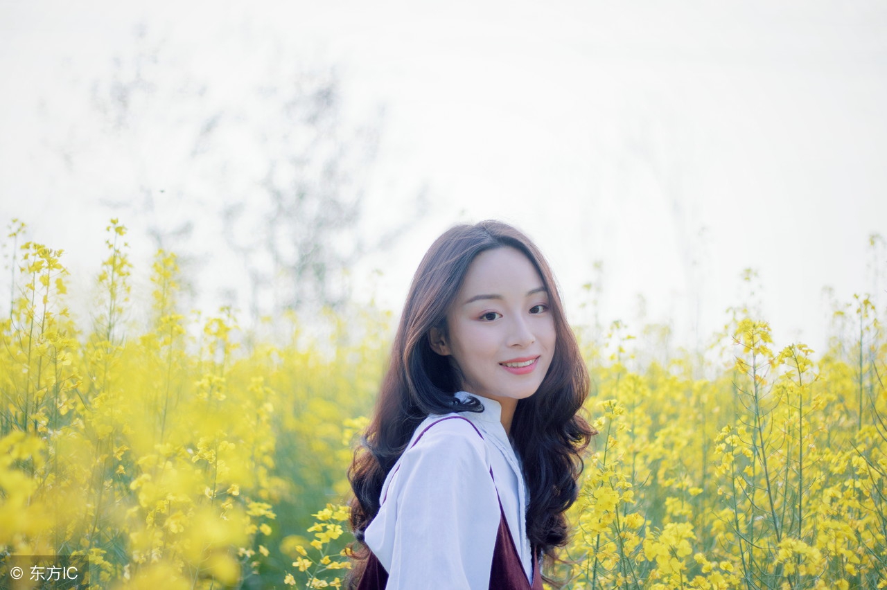 “妹妹，不会跟你结婚，不会让他跟你结婚的，是我的你死心吧！”