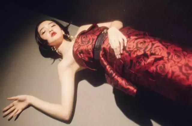 Dior：丑？不存在的！面瘫视觉系麻豆才是高级！