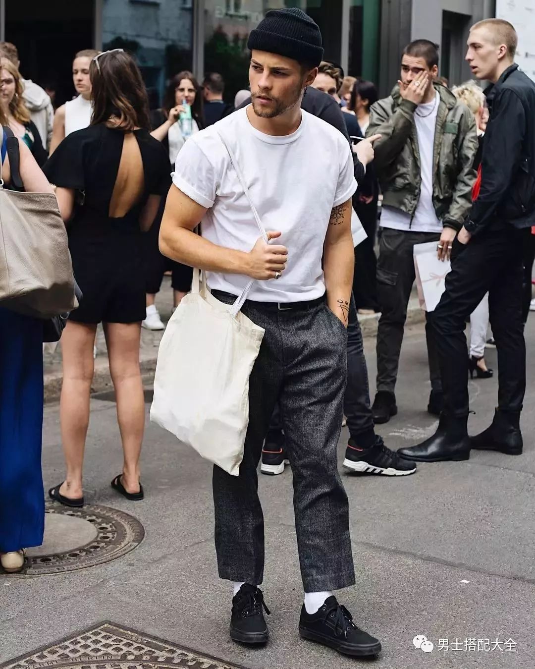 小个子男士如何塑造出大气场,小个子男生怎么穿出气质高级感