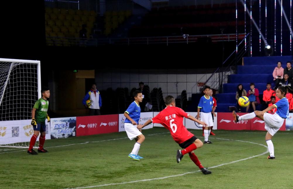 从园艺山到世锦赛绿茵场的“绵阳小将”