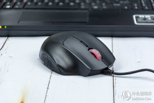 酷冷至尊mm711鼠标到底怎样,酷冷至尊鼠标mm831评测