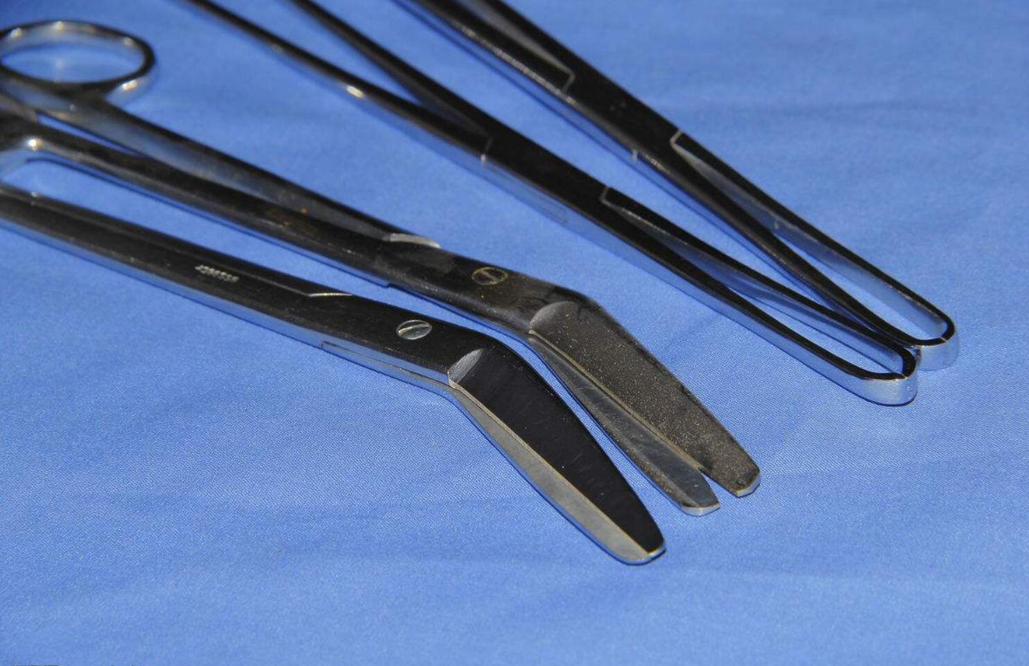 顺产剪一刀是剪哪里,分娩侧切会有哪些影响