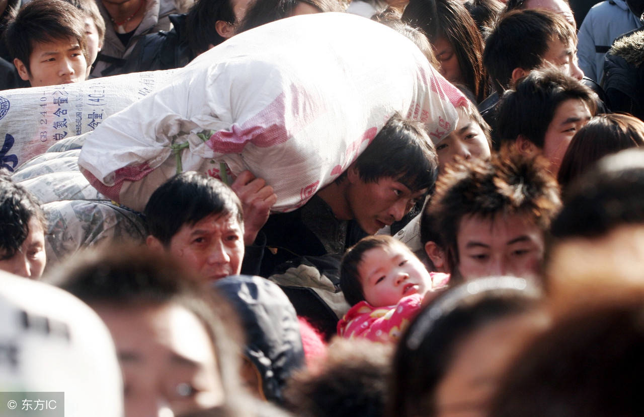 在异地上班社保怎么转移到异地,异地工作社保怎么转移呢