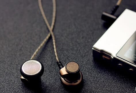 好一点的耳机推荐,请大神们推荐几款入门级的耳机