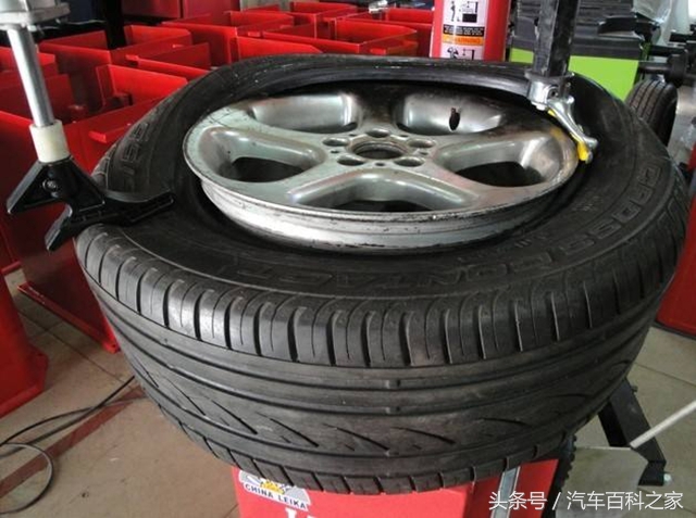 换完轮胎传感器坏了,换胎之后胎压传感器坏了