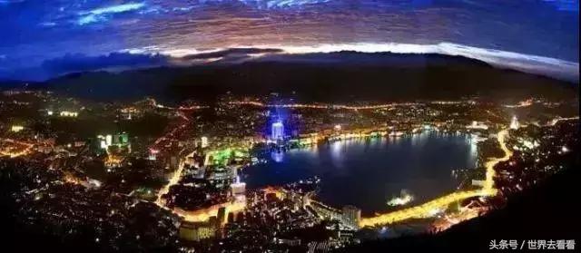 云南的玻璃栈道,云南最高的玻璃栈道在哪里