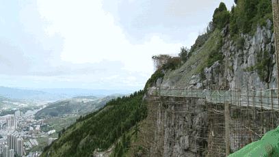 云南的玻璃栈道,云南最高的玻璃栈道在哪里