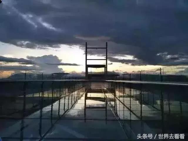 云南的玻璃栈道,云南最高的玻璃栈道在哪里