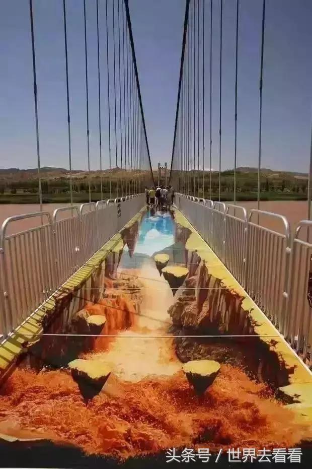 云南的玻璃栈道,云南最高的玻璃栈道在哪里