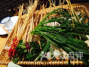 前方高能！东莞最火辣的宵夜摊你要不要来？