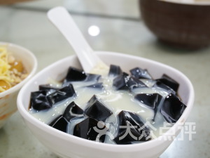 前方高能！东莞最火辣的宵夜摊你要不要来？