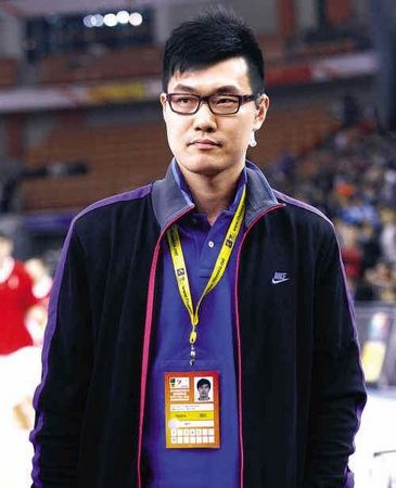 郭艾伦是国内球迷最多的人吗,中国篮球第一人郭艾伦