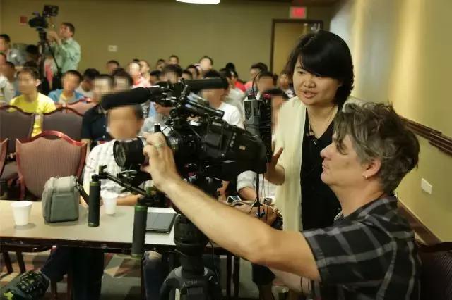 曾经不接受“同志”身份，如今勇敢活出自己