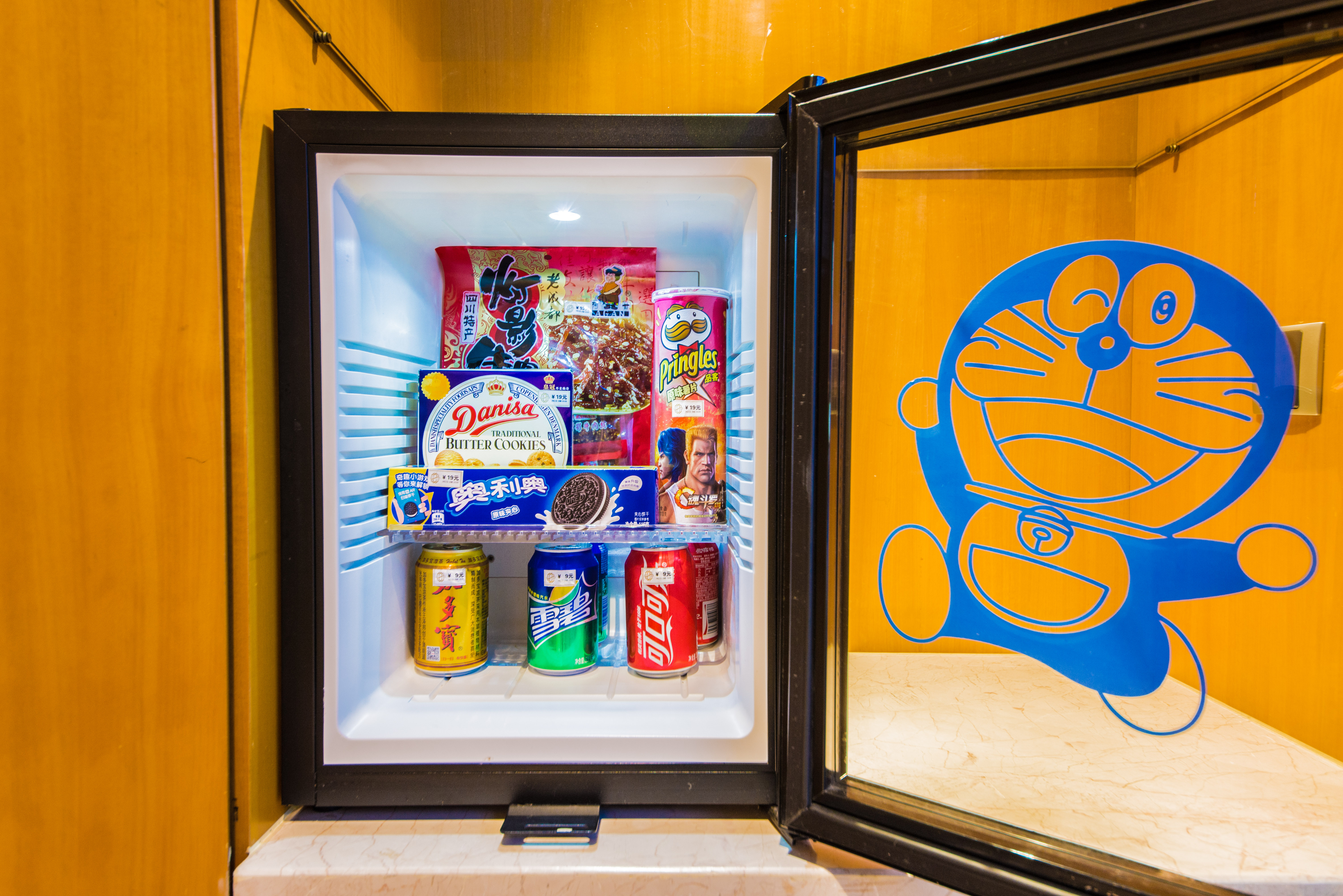 哆啦a梦主题民宿,哆啦a梦酒店主题房间