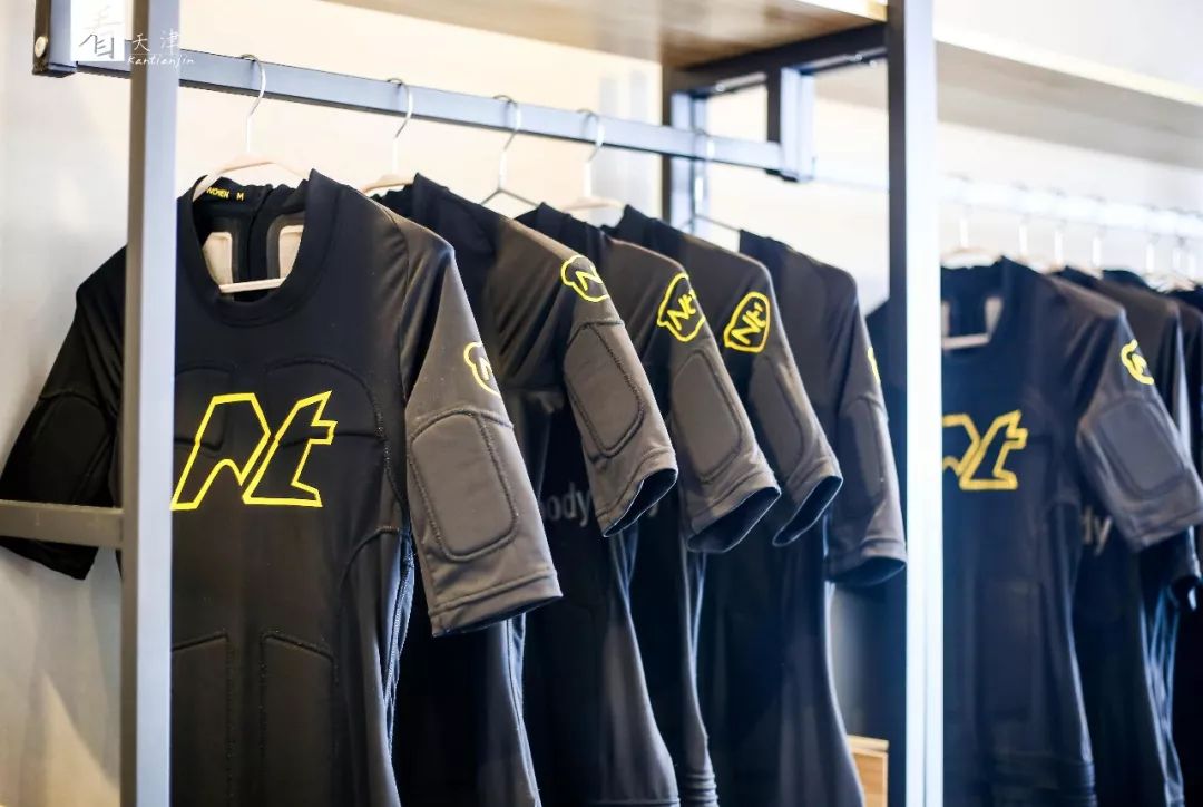 ems健身黑科技动作,ems健身黑科技上课视频