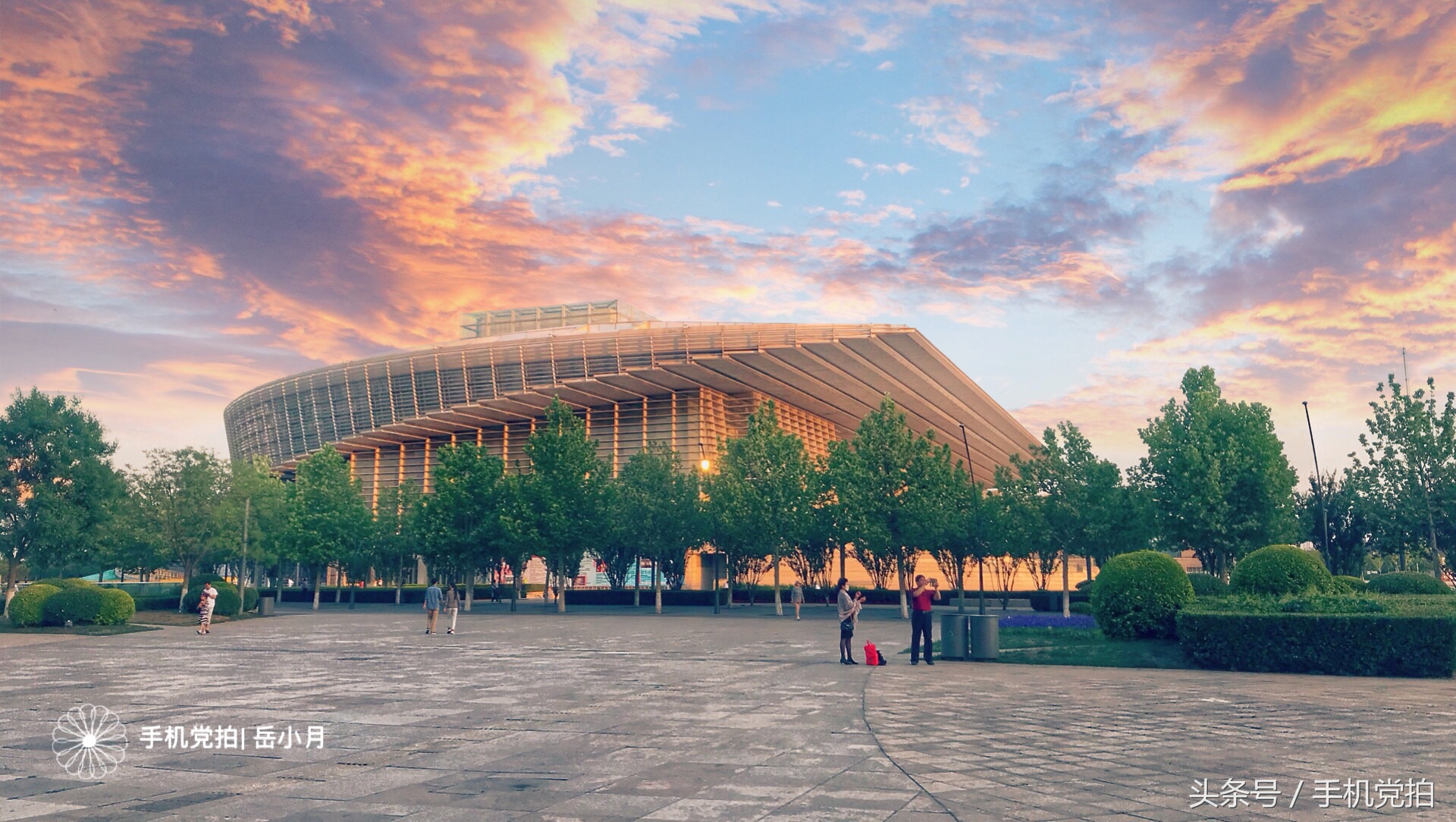 给照片加“水面倒影、慢门雾化”效果｜手机4步轻松搞定