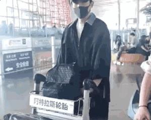 朱一龙现在怎么那么火,朱一龙现实中怎么样了图片