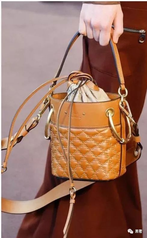 羽毛球包这5款值得入手,今年值得入手的大牌包包