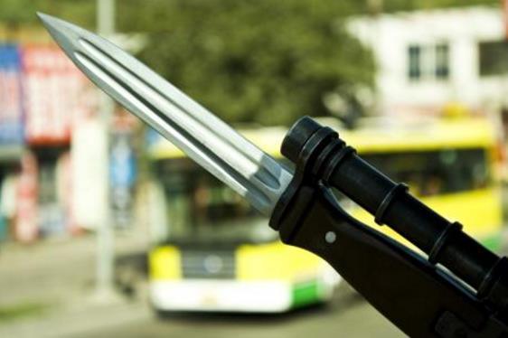 血的教训极其深刻,血的教训不能重来