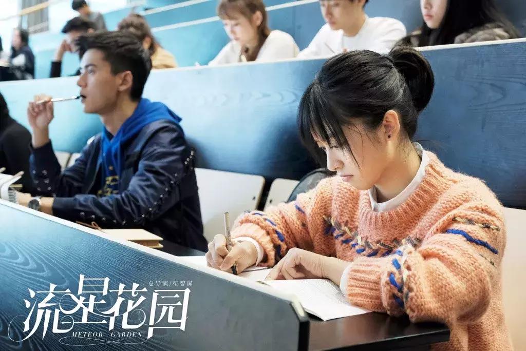 杉菜湿发刘海,杉菜大波浪发型