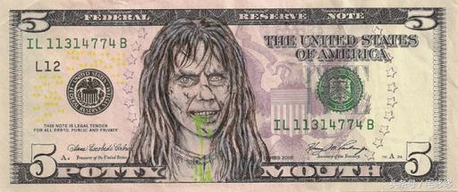 这个人对这些钞票做的事情是违法的，但我超爱的！