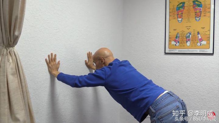 久坐和抽烟哪个危险,久坐比吸烟还可怕吗