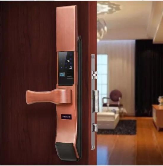 指纹锁防盗好还是机械锁好,指纹锁比普通钥匙安全吗