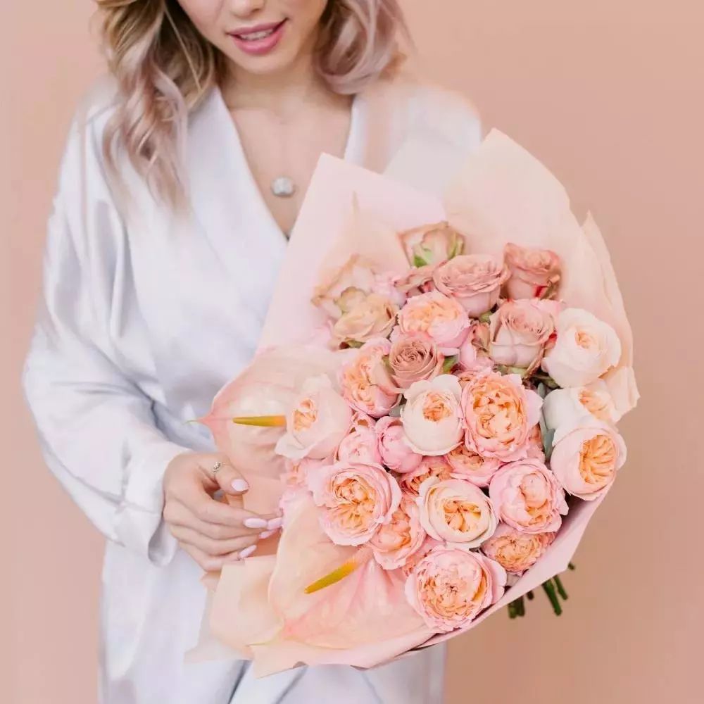 银柳插花颜色搭配教程,插花技巧花艺色彩搭配