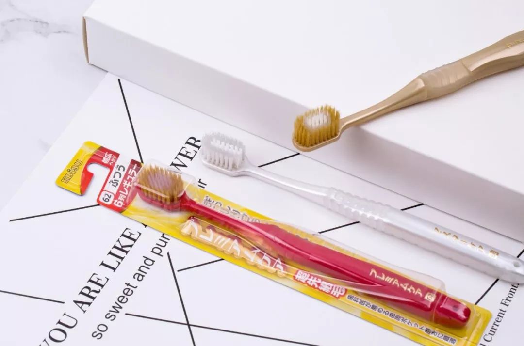 出门在外，来看看LOHAS编辑部的小姐姐们都必备哪些好物~