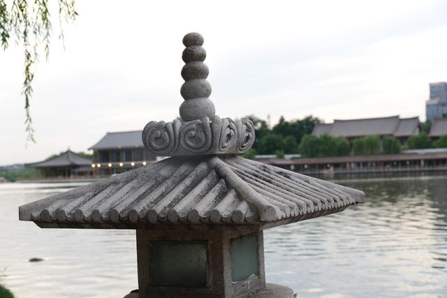 下属不好好干能严厉批评吗,下属工作失误怎么批评