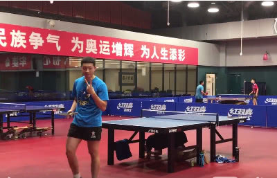 国乒队,国乒队为什么钻球台