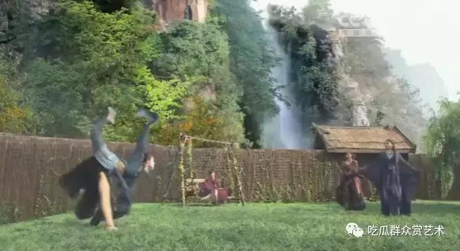 新西游记蜘蛛精踢球插曲叫什么,新西游记蜘蛛精踢球的插曲