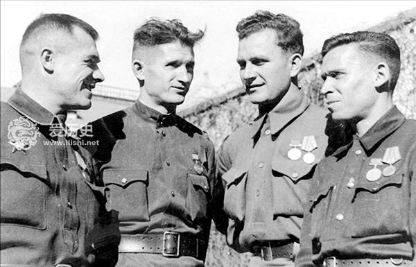 世界杯体育场莫斯科,二战后斯大林格勒的重建