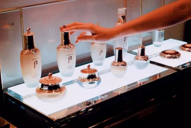 香港逛街买衣服质量好又便宜,香港逛街品牌折扣