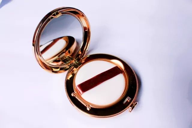 香港逛街买衣服质量好又便宜,香港逛街品牌折扣