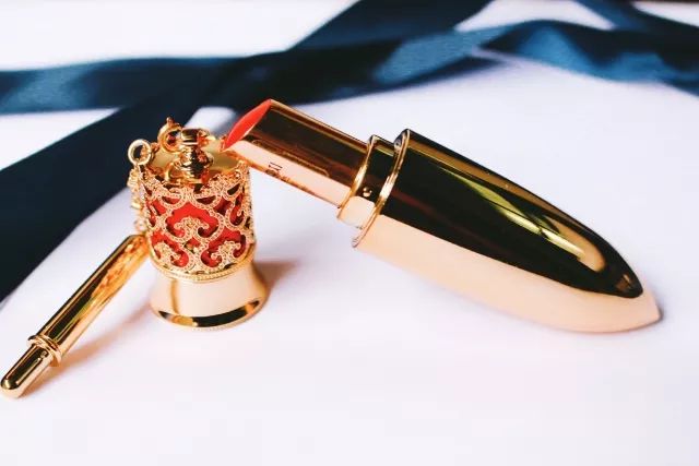 香港逛街买衣服质量好又便宜,香港逛街品牌折扣