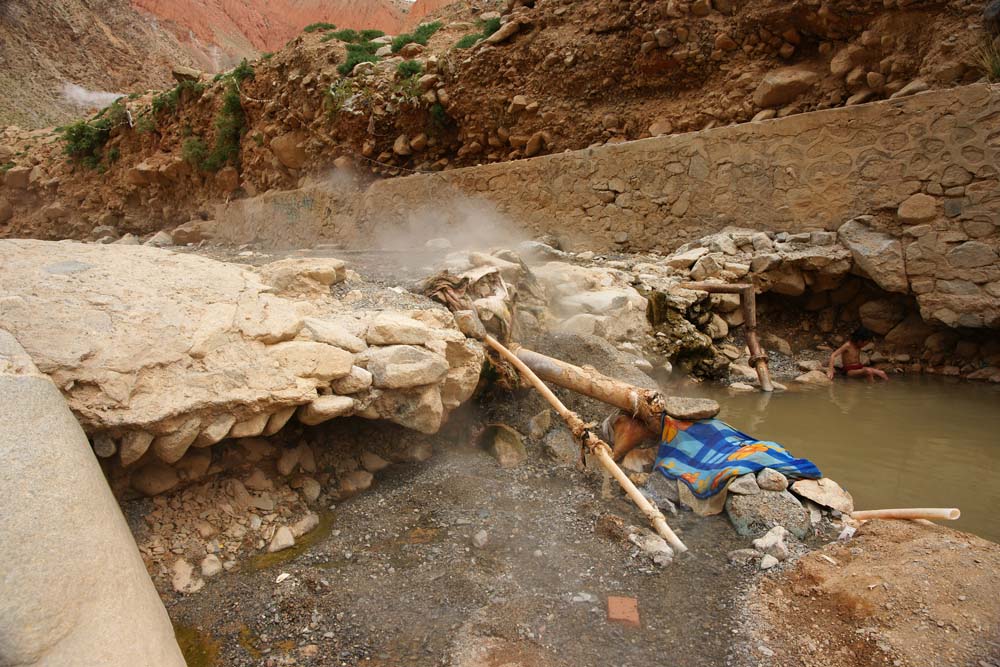 贵德泡温泉攻略,贵德扎仓温泉旅游攻略