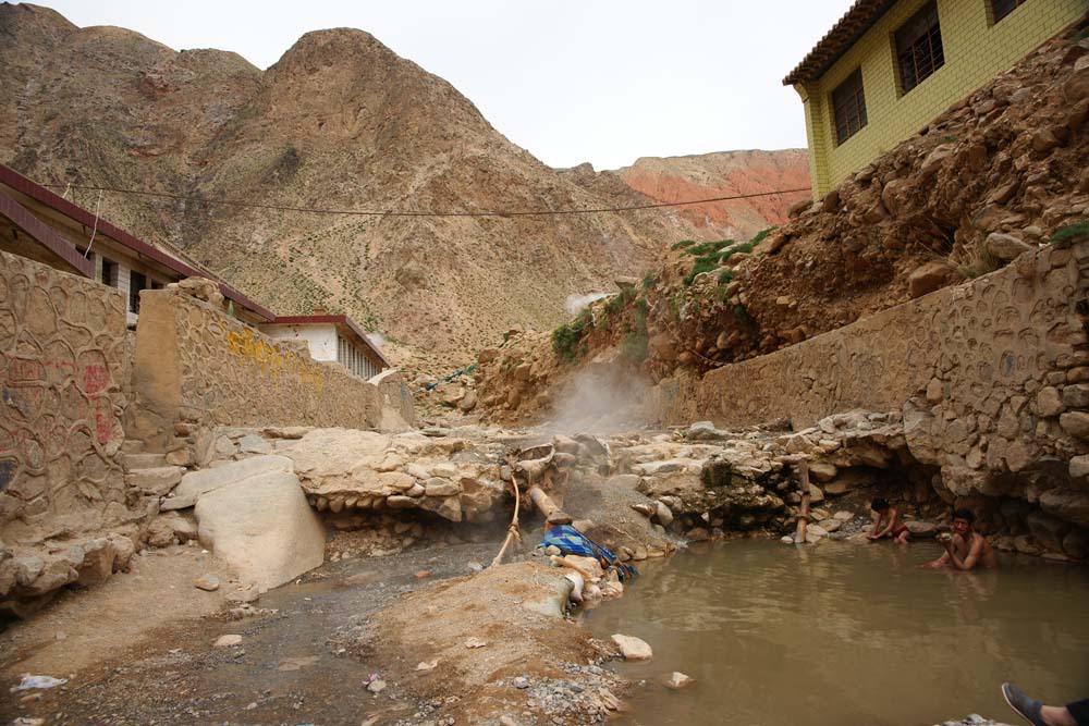 贵德泡温泉攻略,贵德扎仓温泉旅游攻略