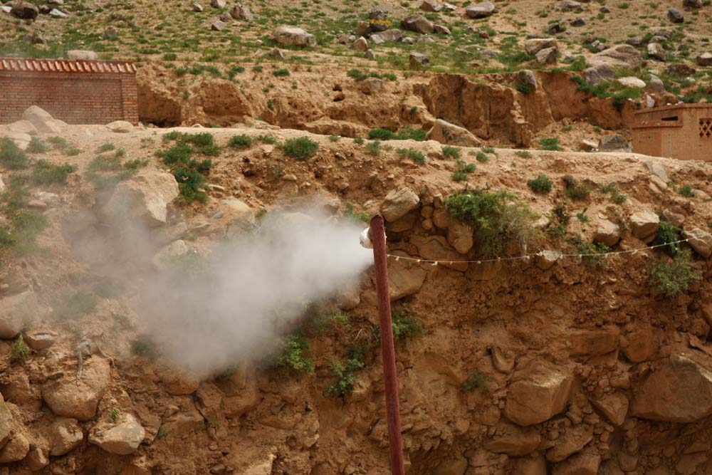 贵德泡温泉攻略,贵德扎仓温泉旅游攻略