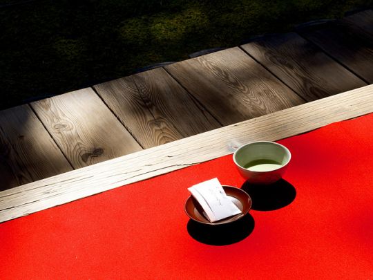 以茶观心，以礼服人，以诚待人｜霍尔果斯金港办公室设计