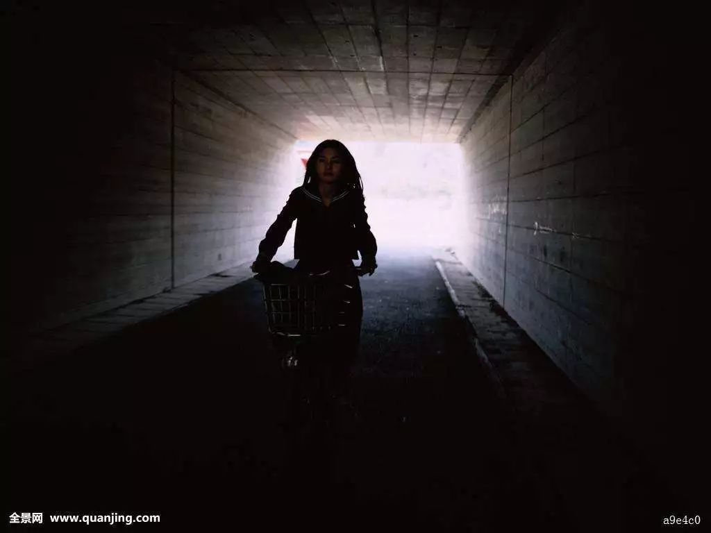 1次被抢劫，3次深夜遇鬼，月入7000，一个北漂代驾的真实生活经历