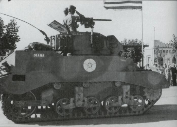 从第一次世界大战开始，坦克就已经娘化了！