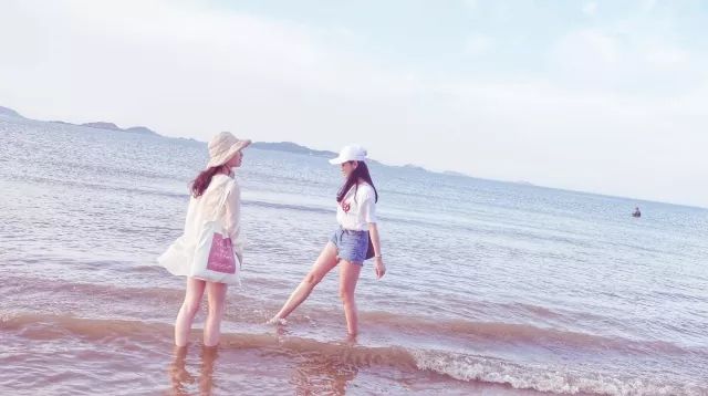 最好用的口红粉底液,欧美粉底液平价黄黑