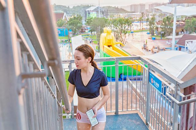 足球宝贝泳池助力足球比赛,足球宝贝组合水上闯关