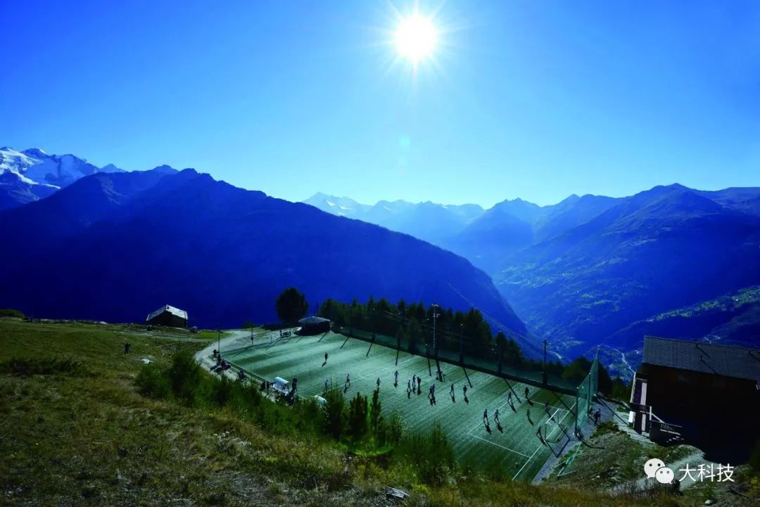 世界十大奇异足球场,全欧洲十大奇葩足球场