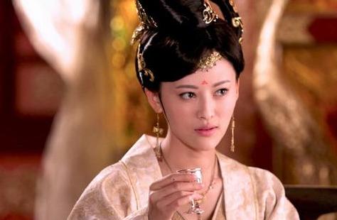 丈母娘喜欢上自己女婿，女儿得知后，母女两人的做法让人难以启齿